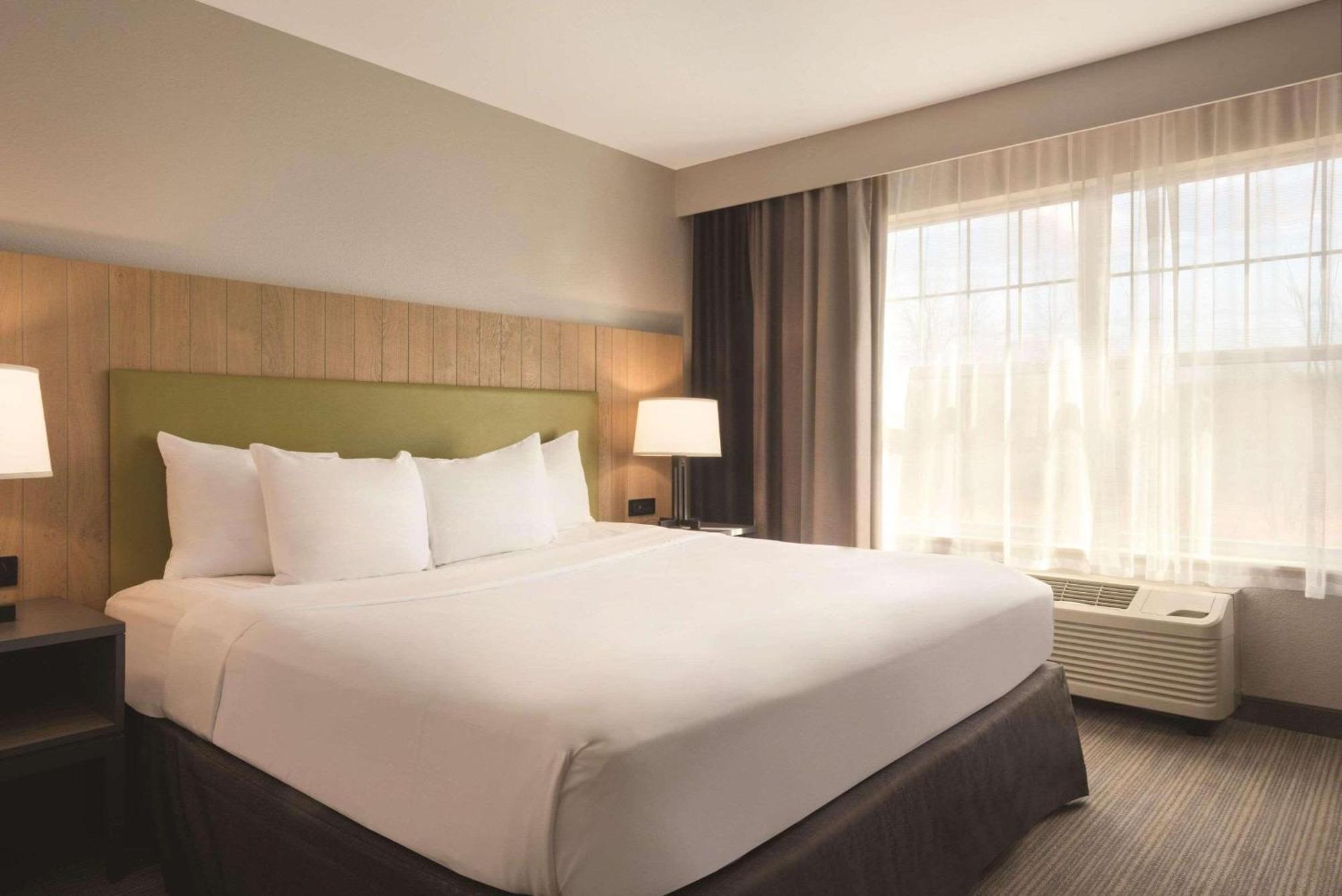 Country Inn & Suites By Radisson, Germantown, Wi Luaran gambar