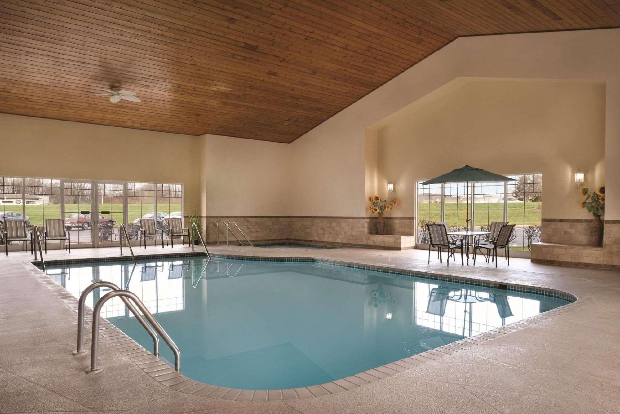 Country Inn & Suites By Radisson, Germantown, Wi Luaran gambar